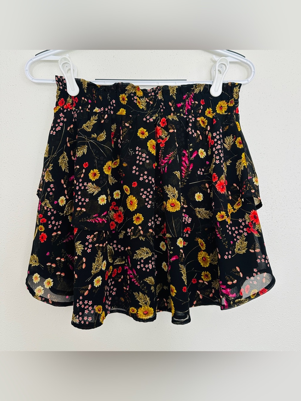 Lost + Wander Floral Tiered Ruffle Mini Skirt Black Yellow Small Like New